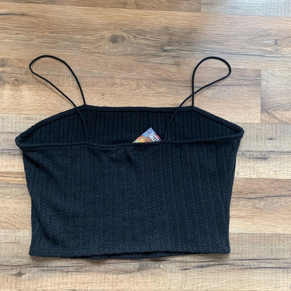 Knit Ribbed Cropped Top NWT - Picture 3 of 15